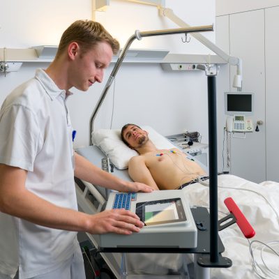 cardiovit-at-102-g2_in-hospital